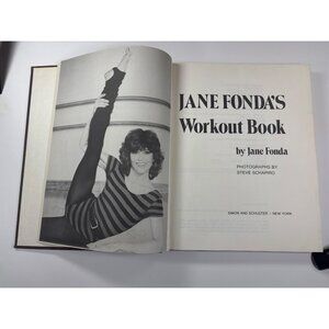AUTOGRAPHED SIGNED Jane Fondas Workout Book Hardcover 1981 Simon & Schuster Fitn